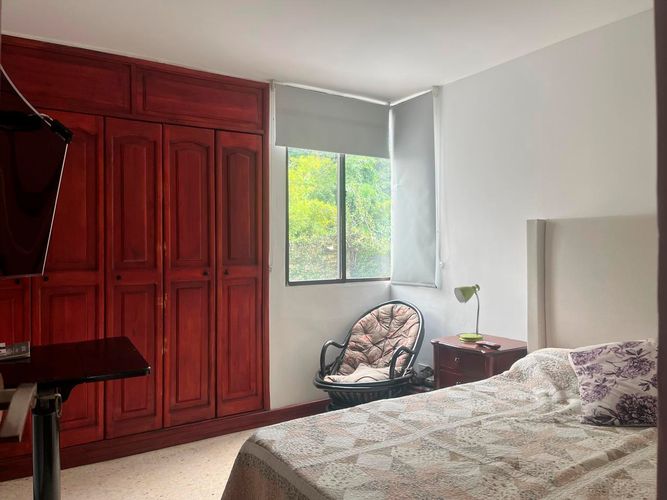 Apartamento de 3 alcobas en venta en El Poblado, Medellín, 133 m² · foto 10 de 17