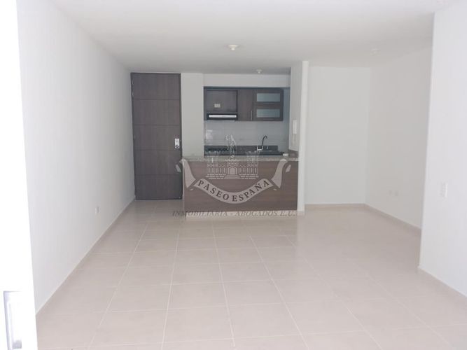 Apartamento de 3 alcobas en venta en Portal De La Loma, Piedecuesta, 67 m² · foto 2 de 14