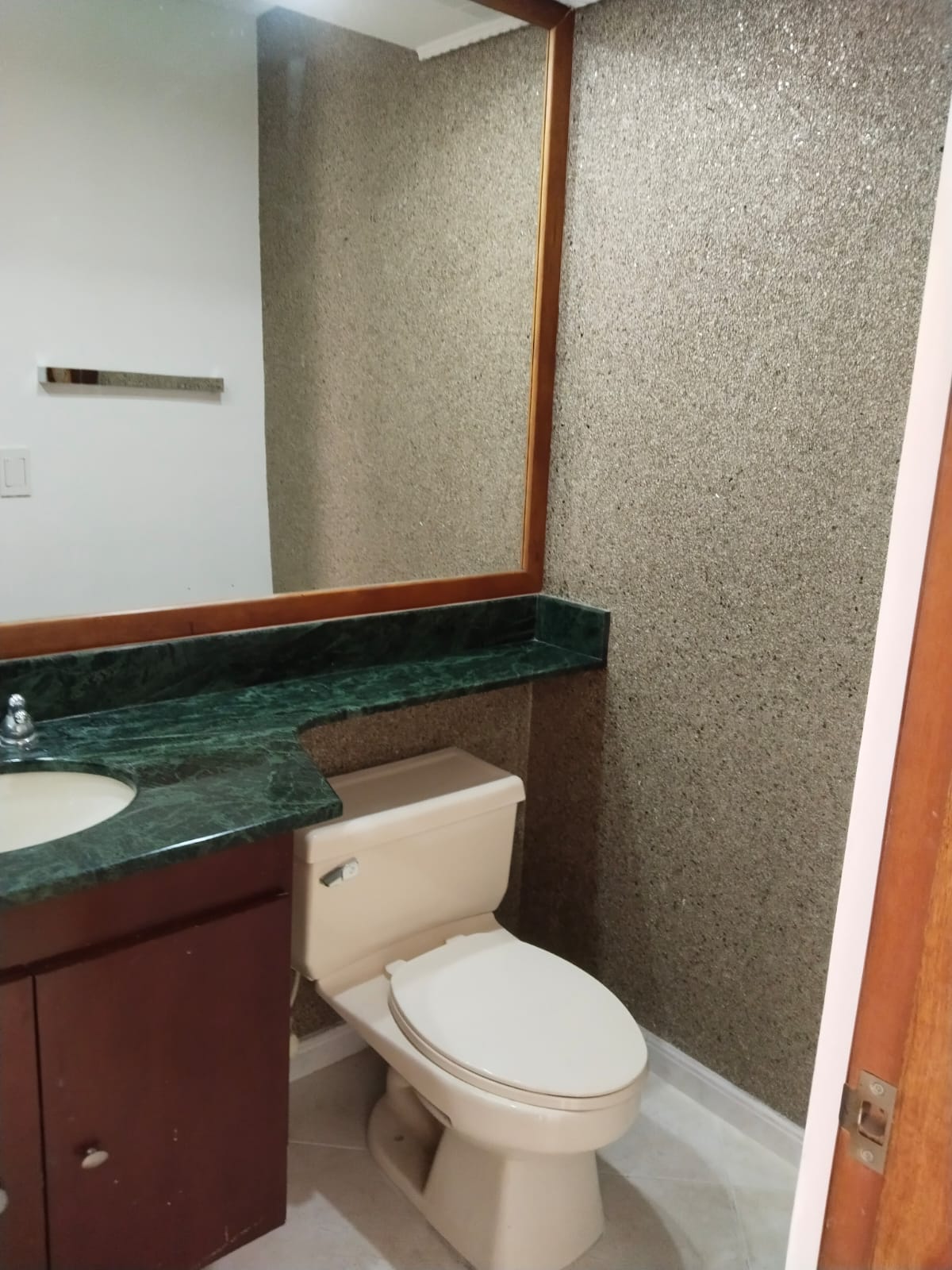 Apartamento en venta en Zuñiga, Envigado · foto 6 de 9
