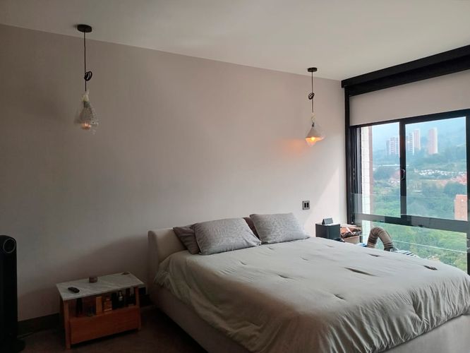 Apartamento de 2 alcobas en arriendo en El Poblado, Medellín, 190 m² · foto 13 de 18