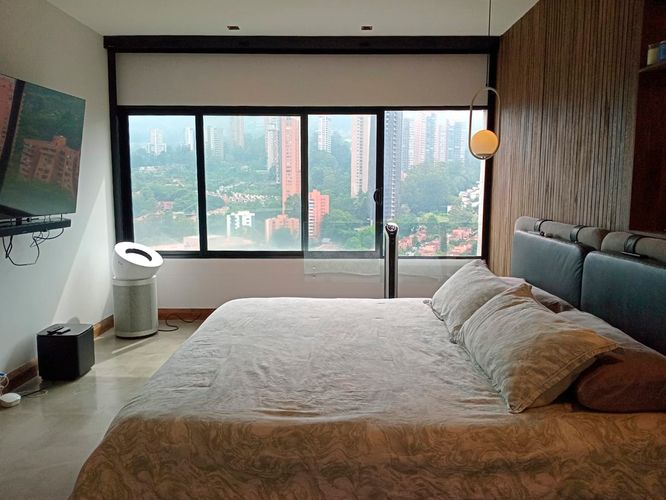 Apartamento de 2 alcobas en arriendo en El Poblado, Medellín, 190 m² · foto 14 de 18