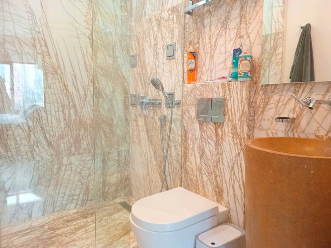 Apartamento de 2 alcobas en arriendo en El Poblado, Medellín, 190 m² · foto 17 de 18