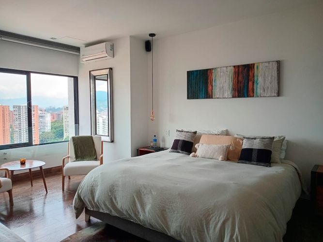 Apartamento de 2 alcobas en arriendo en El Poblado, Medellín, 118 m² · foto 12 de 16