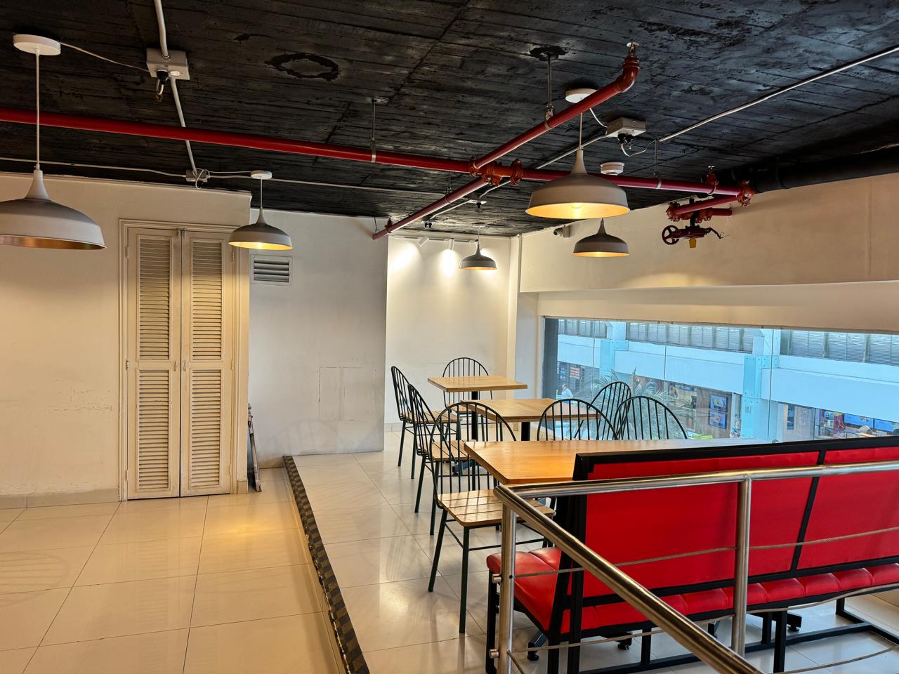 Local comercial en venta en Laureles, Medellín 3