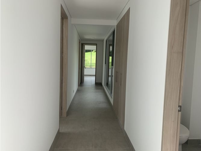Casa de 3 alcobas en venta en Vía El Caimo, Armenia, 230 m² · foto 10 de 24