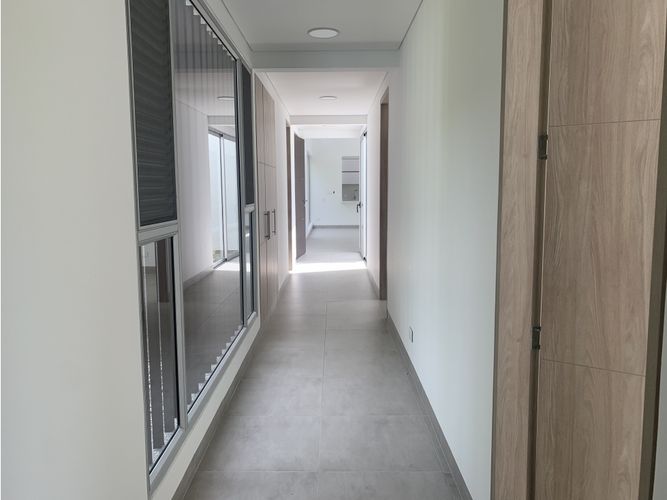 Casa de 3 alcobas en venta en Vía El Caimo, Armenia, 230 m² · foto 15 de 24