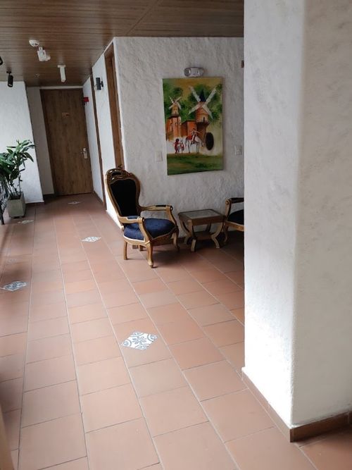 Edificio en venta en Centenario, Cali, 1075 m² · foto 5 de 21