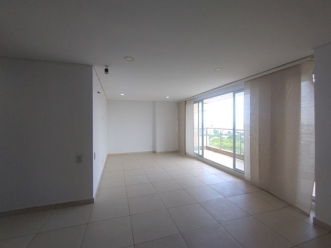 Apartamento de 3 alcobas en venta en Ciudad Jardin, Barranquilla, 114 m² · foto 3 de 22