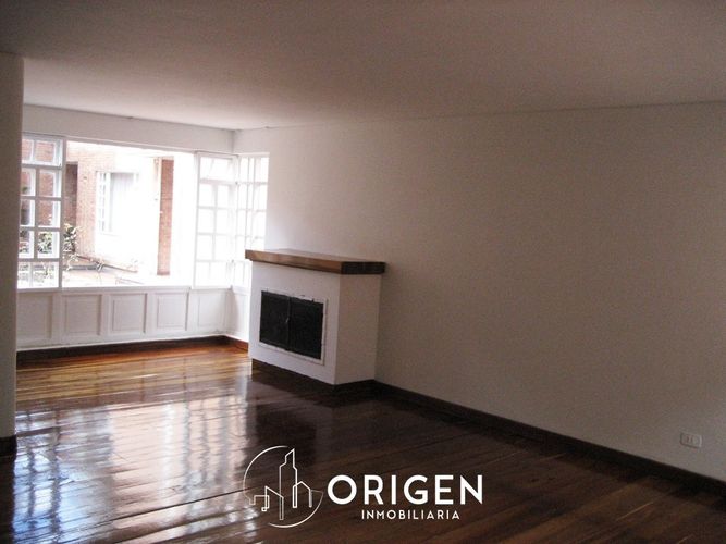 Casa de 5 alcobas en arriendo en Santa Barbara Occidental, Bogotá, 370 m² · foto 4 de 20