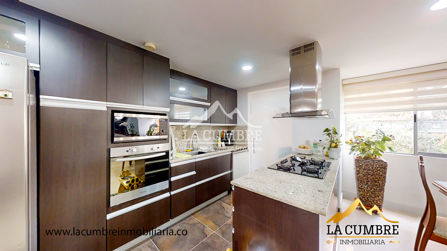 Casa de 3 alcobas en venta en Loma Del Esmeraldal, Envigado, 173 m² · foto 5 de 15