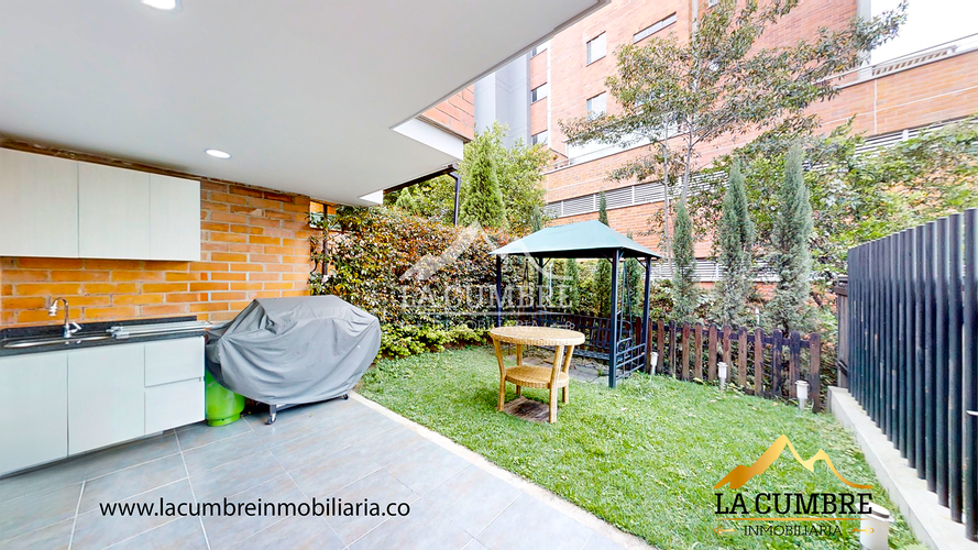 Casa de 3 alcobas en venta en Loma Del Esmeraldal, Envigado, 173 m² · foto 9 de 15