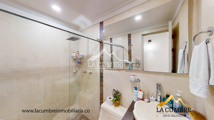 Casa de 3 alcobas en venta en Loma Del Esmeraldal, Envigado, 173 m² · foto 11 de 15