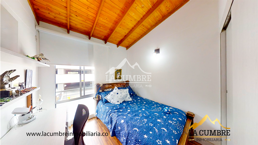 Casa de 3 alcobas en venta en Loma Del Esmeraldal, Envigado, 173 m² · foto 12 de 15