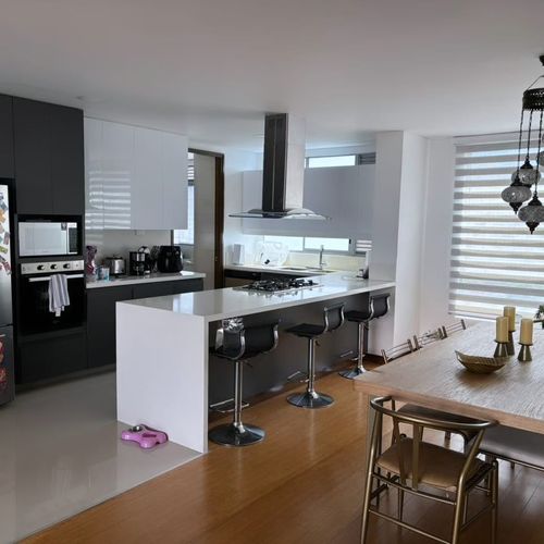 Apartamento de 3 alcobas en venta en Los Balsos, Medellín, 199 m² · foto 7 de 9