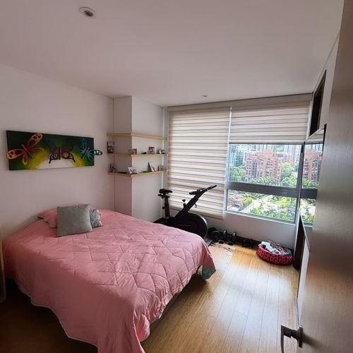 Apartamento de 3 alcobas en venta en Los Balsos, Medellín, 199 m² · foto 8 de 9