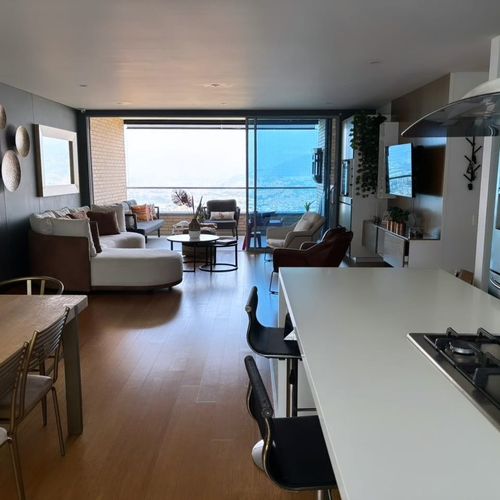 Apartamento de 3 alcobas en venta en Los Balsos, Medellín, 199 m² · foto 9 de 9