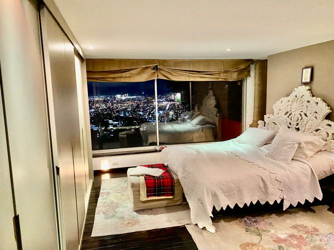 Apartamento de 1 alcoba en venta en Los Rosales, Bogotá, 114 m² · foto 6 de 11