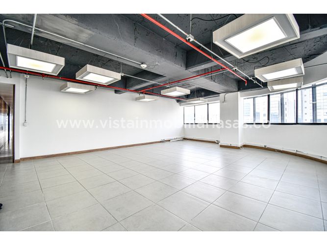 Oficina en arriendo en Avenida Santander, Manizales, 70 m² · foto 3 de 8