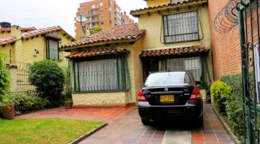 Casa en venta en Colina Campestre, Bogotá · foto 2 de 19