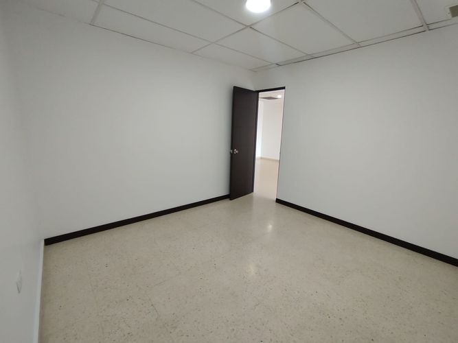 Local en venta en Centro, Bucaramanga, 110 m² · foto 16 de 24