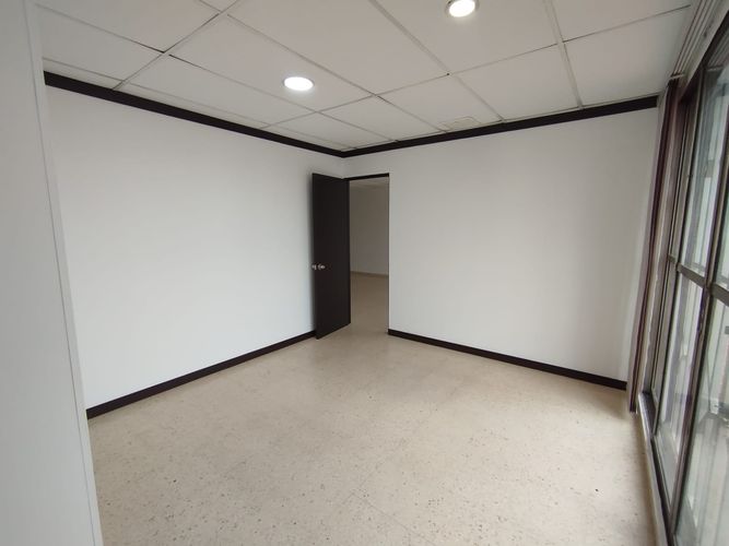 Local en venta en Centro, Bucaramanga, 110 m² · foto 17 de 24