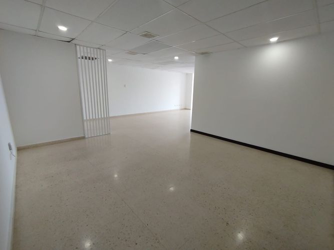 Local en venta en Centro, Bucaramanga, 110 m² · foto 23 de 24