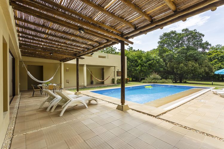Casa de 3 alcobas en venta en Piamonte, Girardot, 400 m² · foto 11 de 24