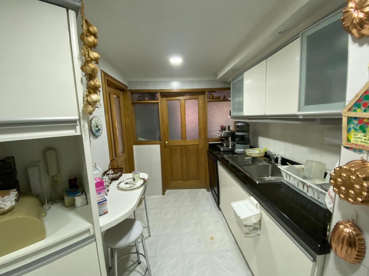 Apartamento en venta en Los Rosales, Bogotá · foto 11 de 21
