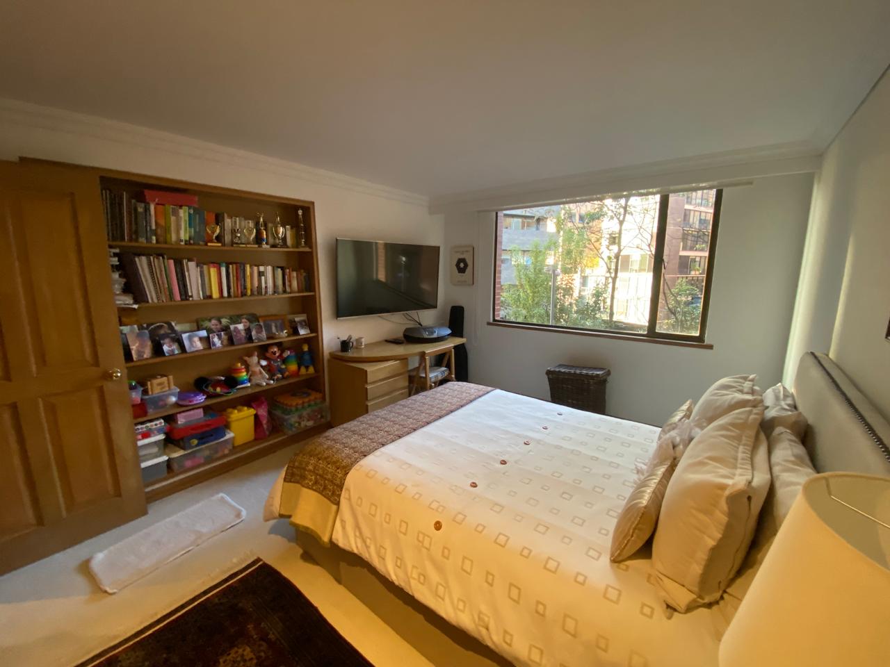 Apartamento en venta en Los Rosales, Bogotá · foto 12 de 21