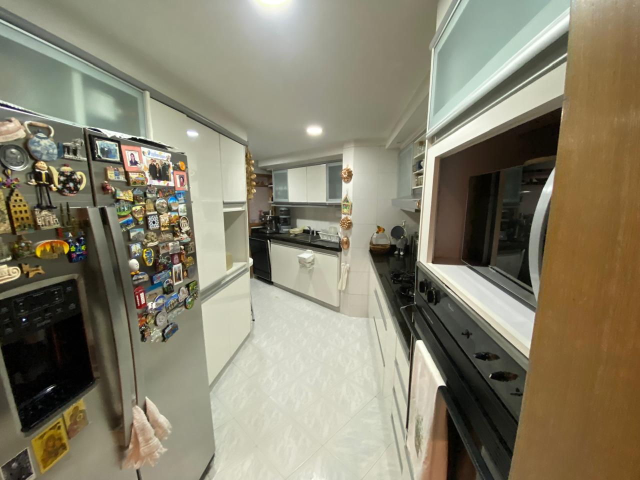 Apartamento en venta en Los Rosales, Bogotá · foto 13 de 21
