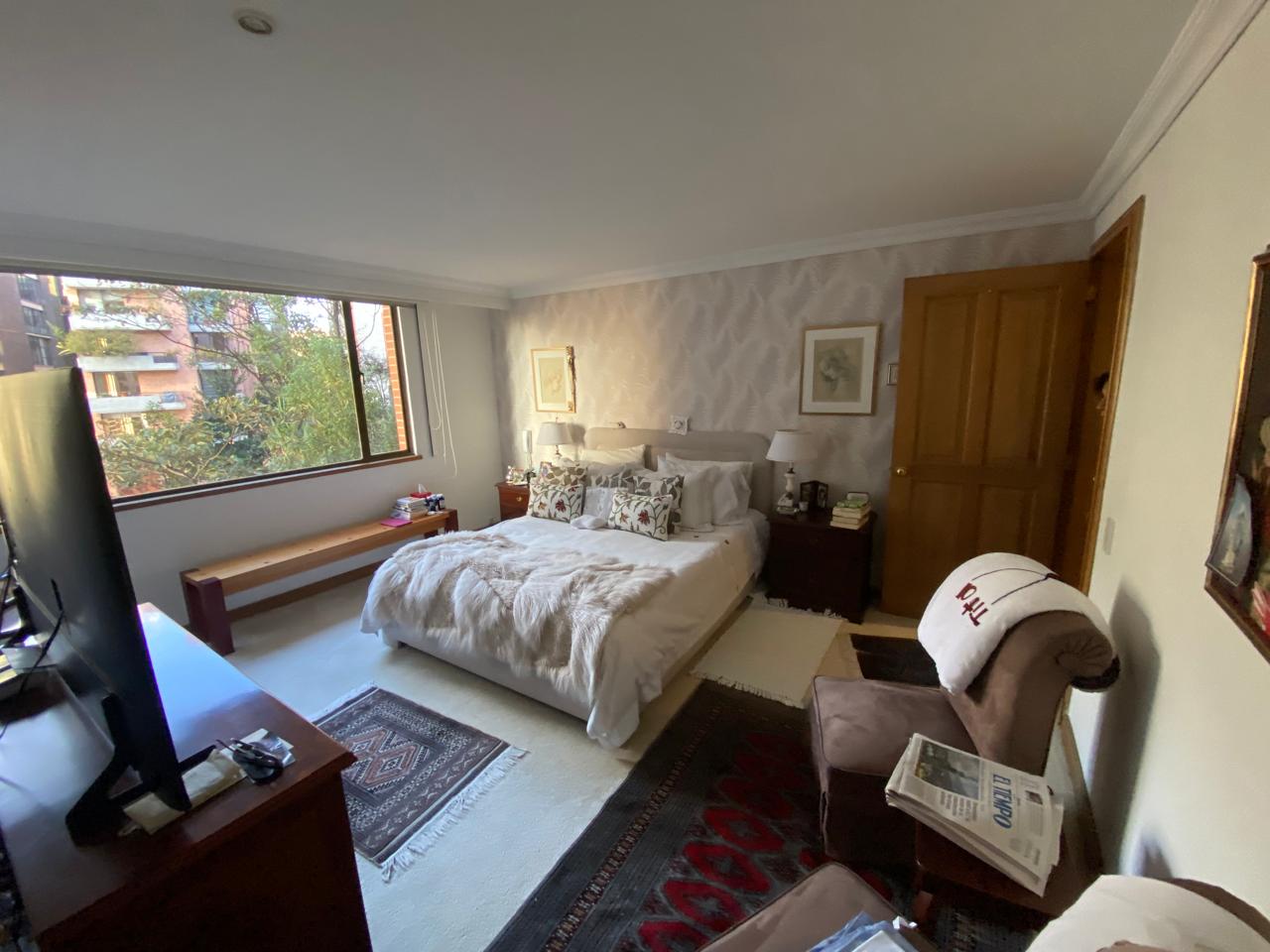 Apartamento en venta en Los Rosales, Bogotá · foto 14 de 21