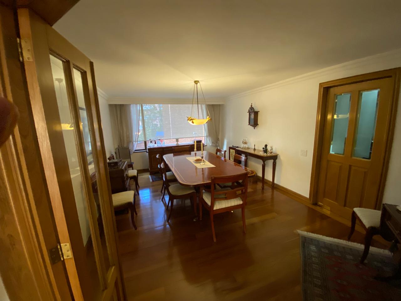 Apartamento en venta en Los Rosales, Bogotá · foto 18 de 21