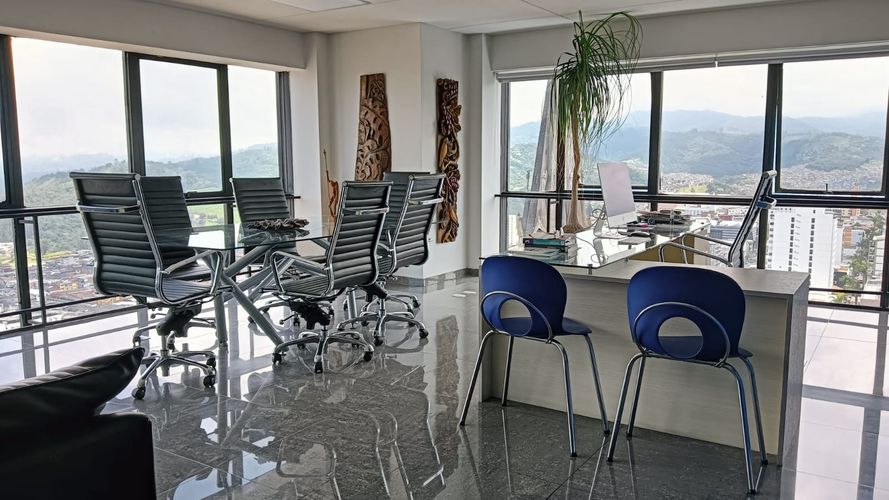Oficina en venta en El Centro, Manizales, 254 m² · foto 10 de 24