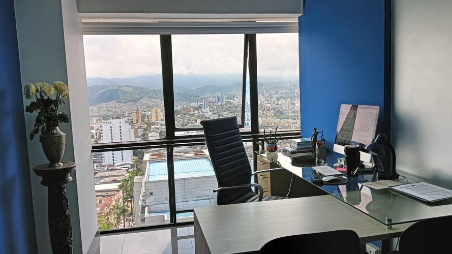 Oficina en venta en El Centro, Manizales, 254 m² · foto 19 de 24