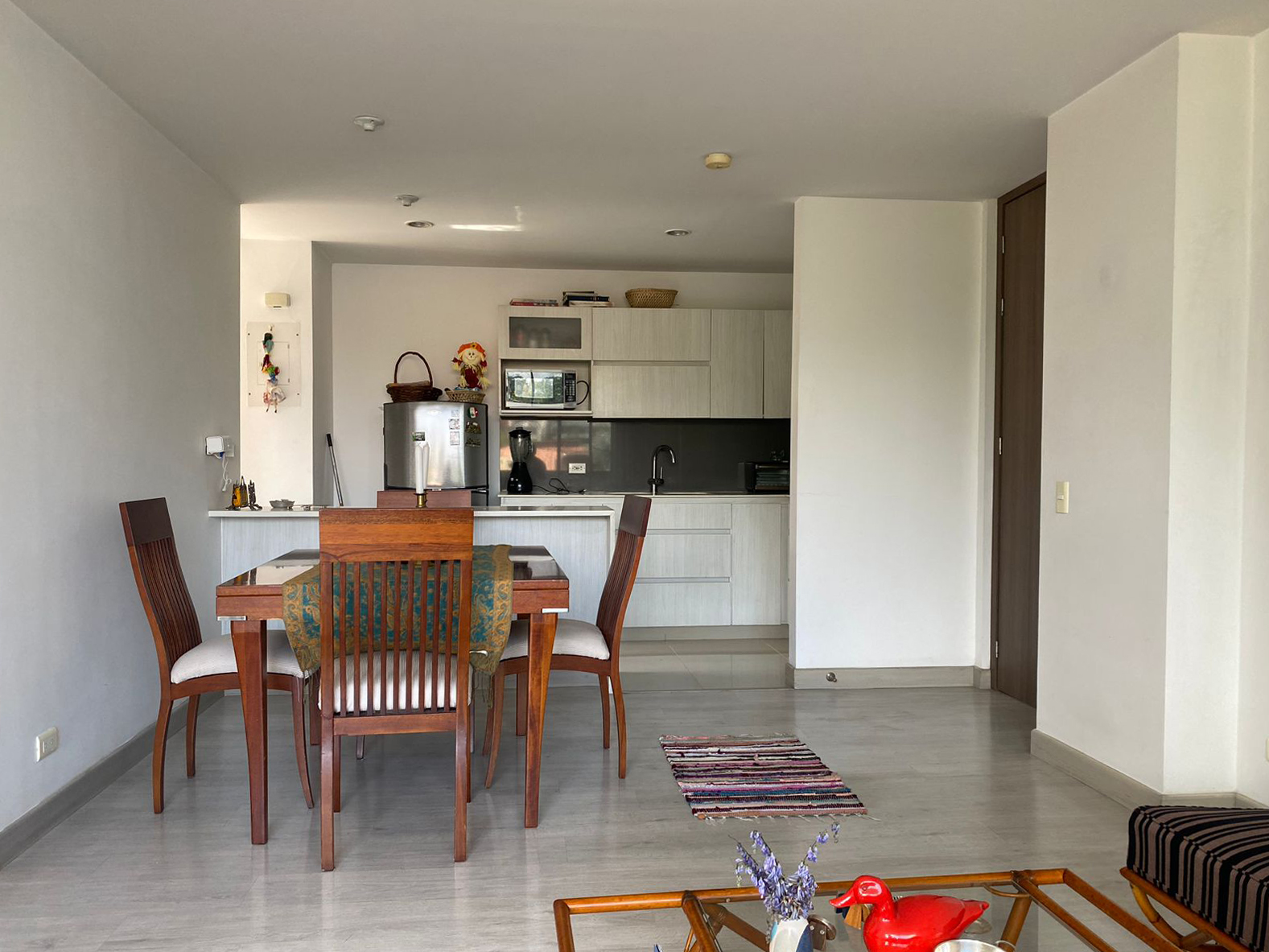 Apartamento en arriendo en Loma Benedictinos, Envigado · foto 2 de 17