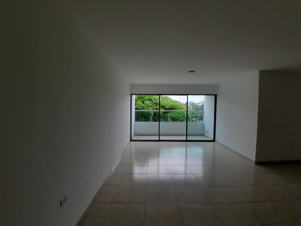 Apartamento en  Arriendo en Paraiso, Barranquilla en Batallon Infanteria