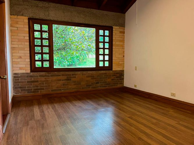 Casa de 3 alcobas en venta en Escobero, Envigado, 588 m² · foto 13 de 20