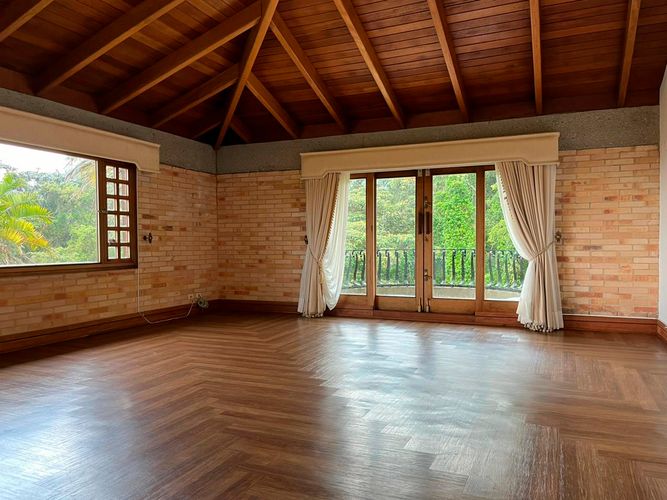 Casa de 3 alcobas en venta en Escobero, Envigado, 588 m² · foto 14 de 20