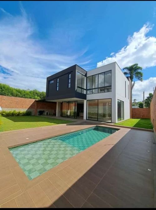 $1.300.000.000 en Ruitoque