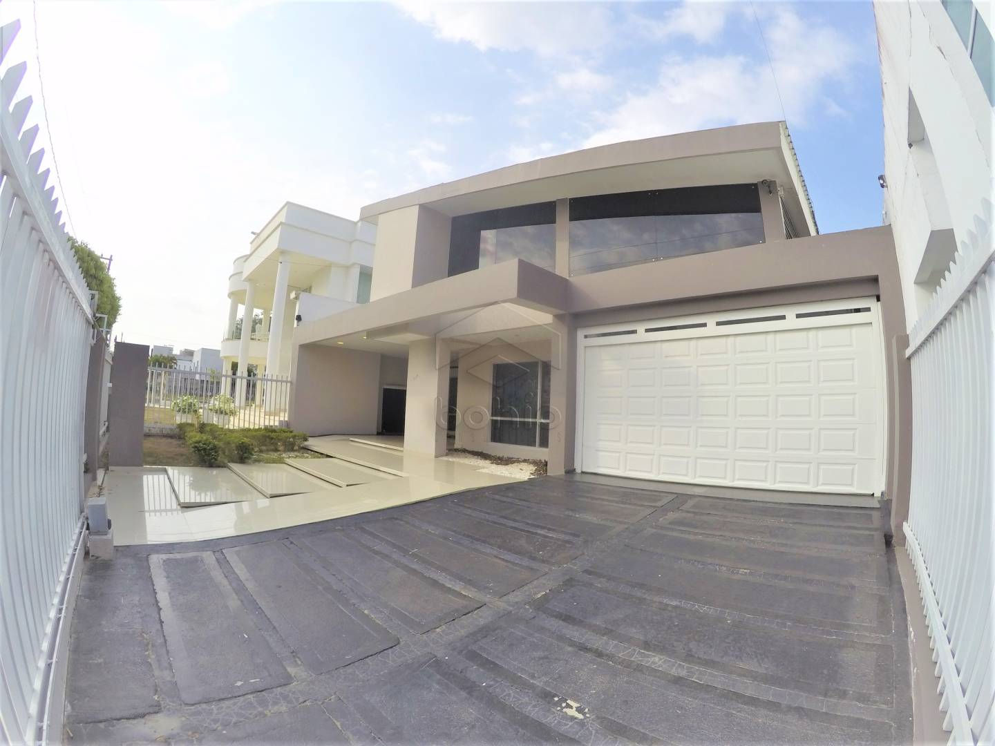 Casa en venta en El Recreo, Montería · foto 3 de 24