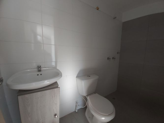 Casa de 2 alcobas en venta en Cabecera Del Llano, Bucaramanga, 180 m² · foto 8 de 24