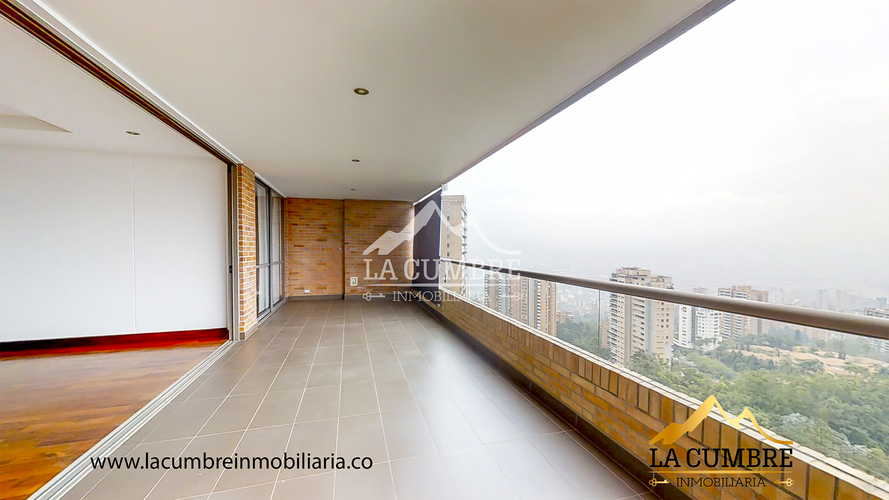 Apartamento de 3 alcobas en arriendo en El Tesoro, Medellín, 274 m² · foto 7 de 18