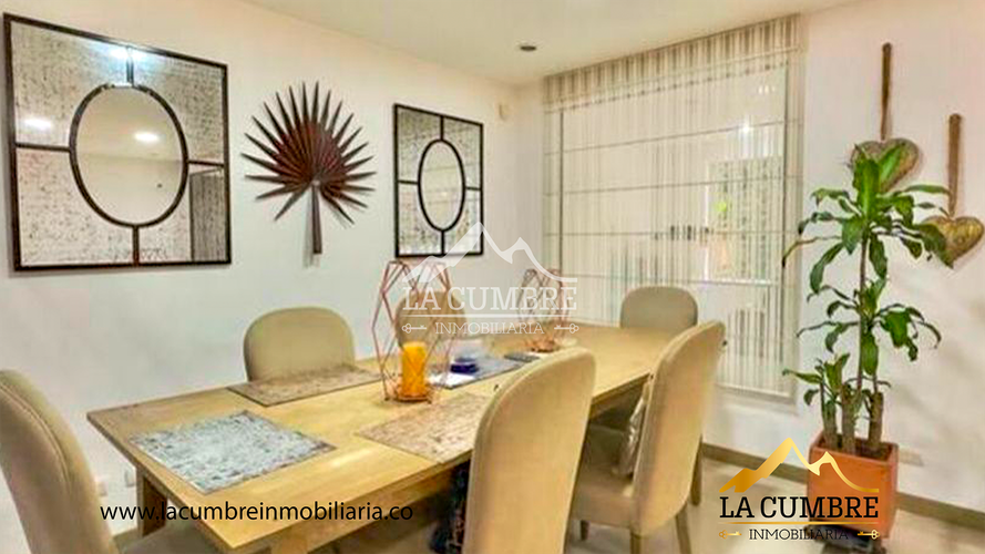 Casa de 3 alcobas en venta en San Lucas, Medellín, 200 m² · foto 6 de 16