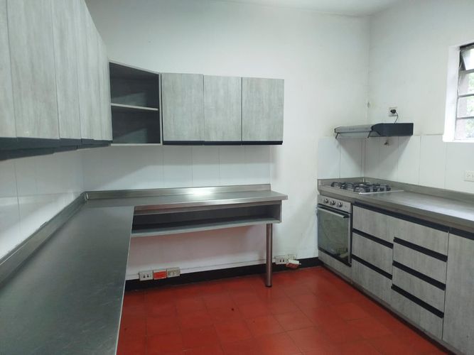 Local en arriendo en El Poblado, Medellín, 600 m² · foto 7 de 16
