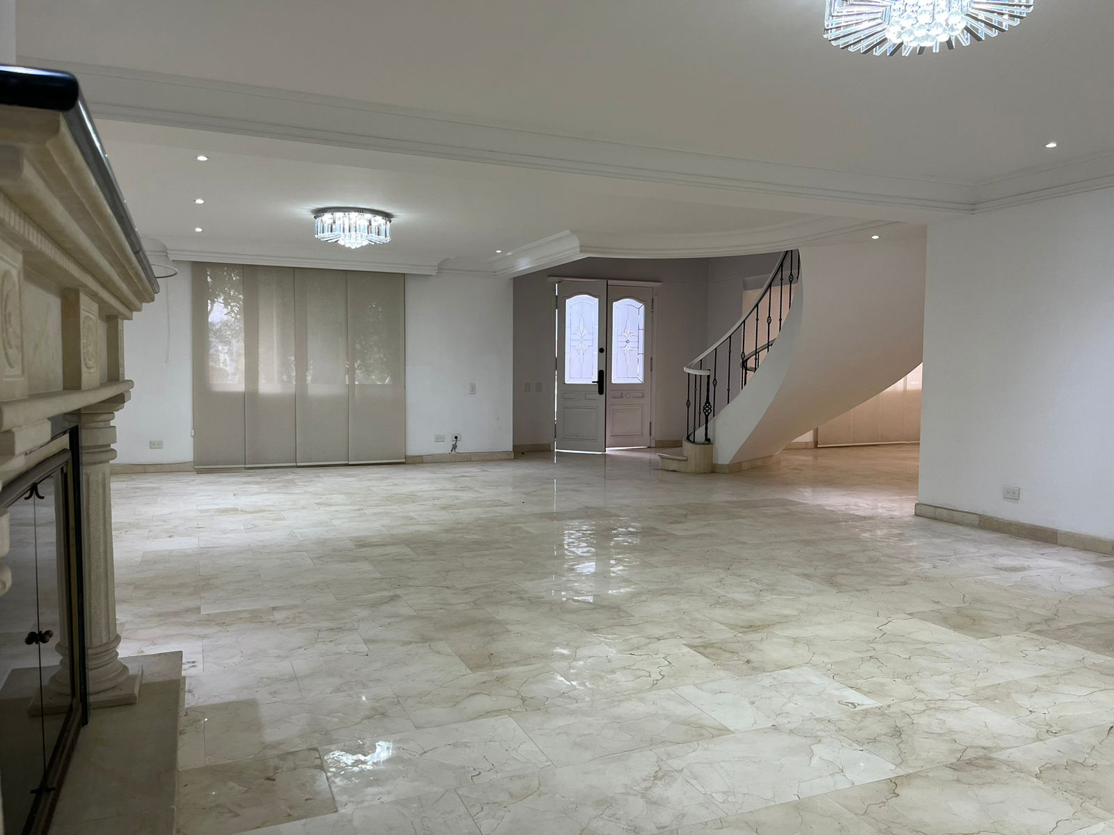 Casa en arriendo en El Poblado, Medellín · foto 6 de 20