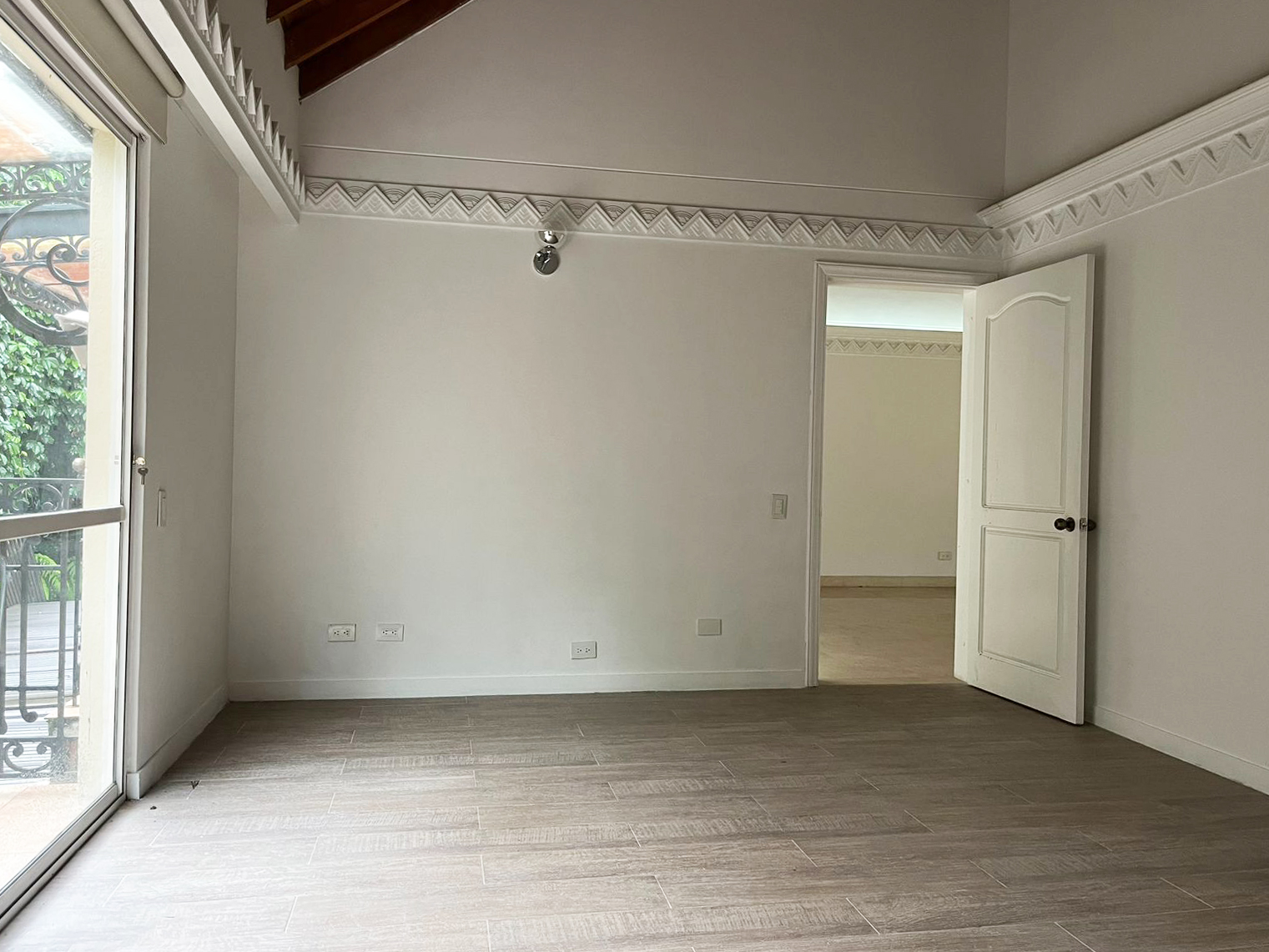 Casa en arriendo en El Poblado, Medellín · foto 18 de 20
