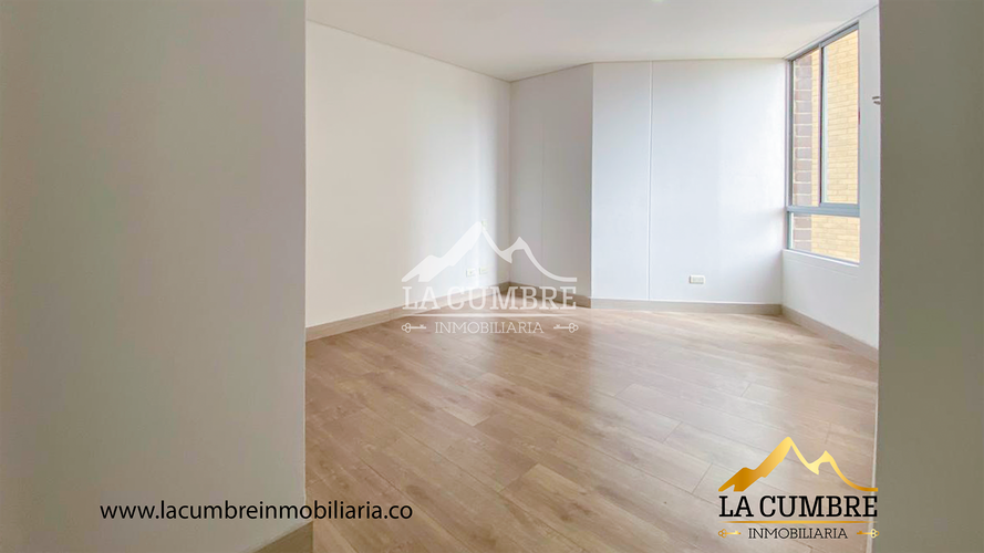 Apartamento de 3 alcobas en arriendo en Castropol, Medellín, 130 m² · foto 7 de 13