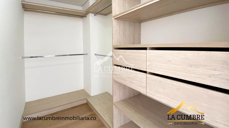 Apartamento de 3 alcobas en arriendo en Castropol, Medellín, 130 m² · foto 11 de 13