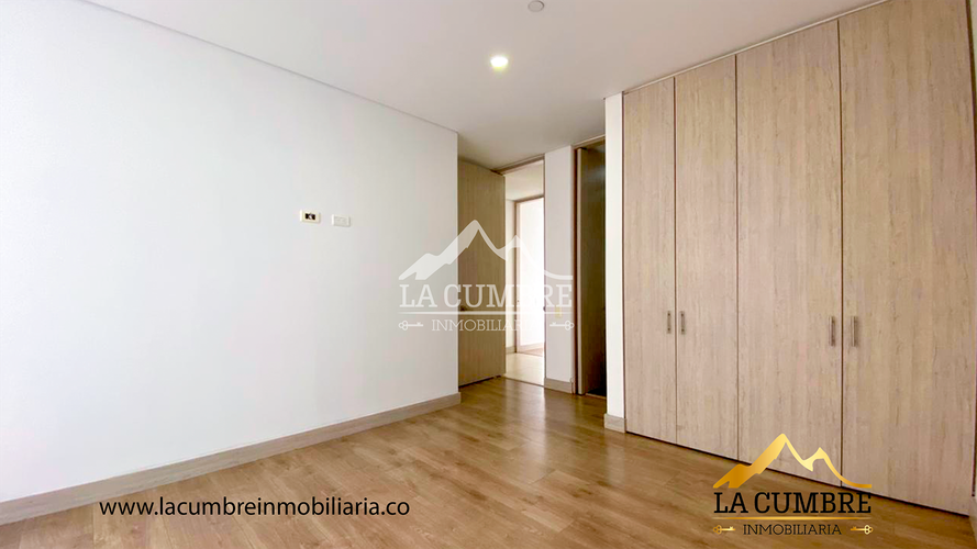 Apartamento de 3 alcobas en arriendo en Castropol, Medellín, 130 m² · foto 12 de 13