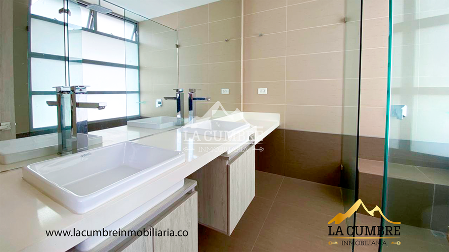 Apartamento de 3 alcobas en arriendo en Castropol, Medellín, 130 m² · foto 13 de 13